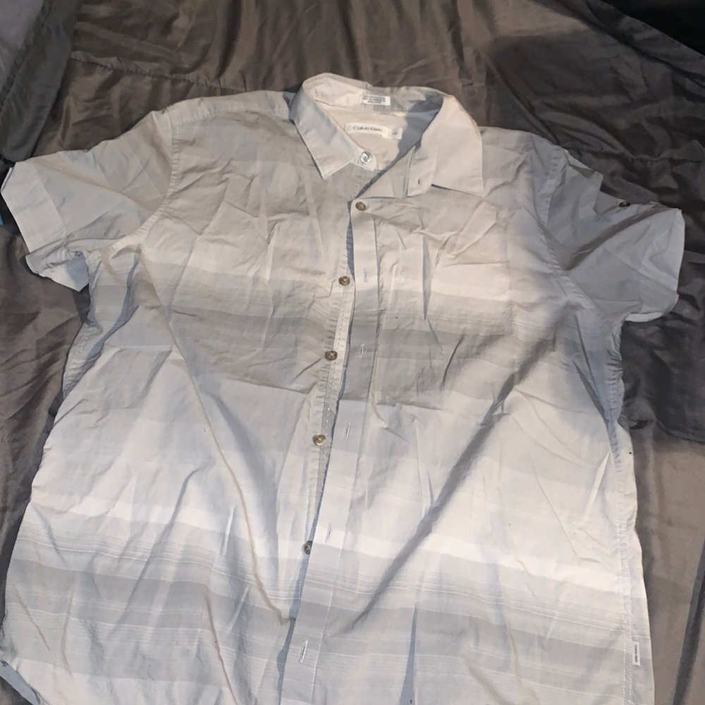 Calvin Klein shirt size medium